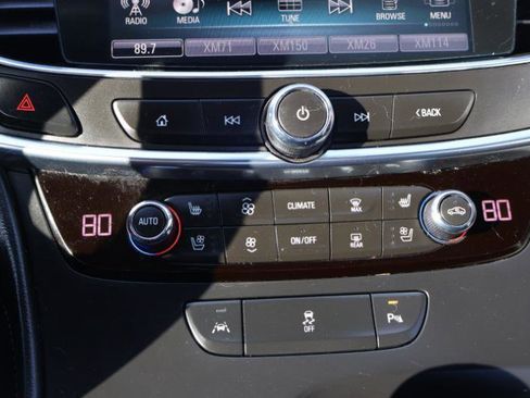 Used 2018 Buick LaCrosse Premium image 20