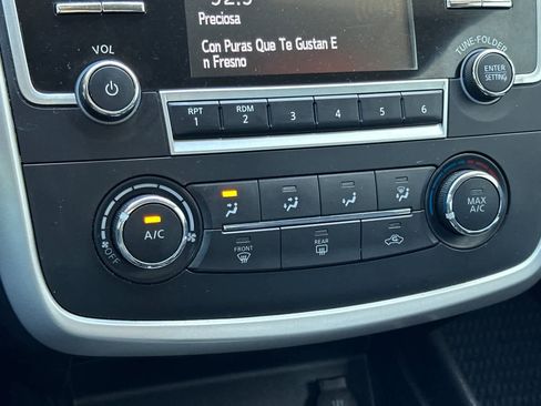 Used 2016 Nissan Altima 2.5 SR w/ LED Appearance Package image 20