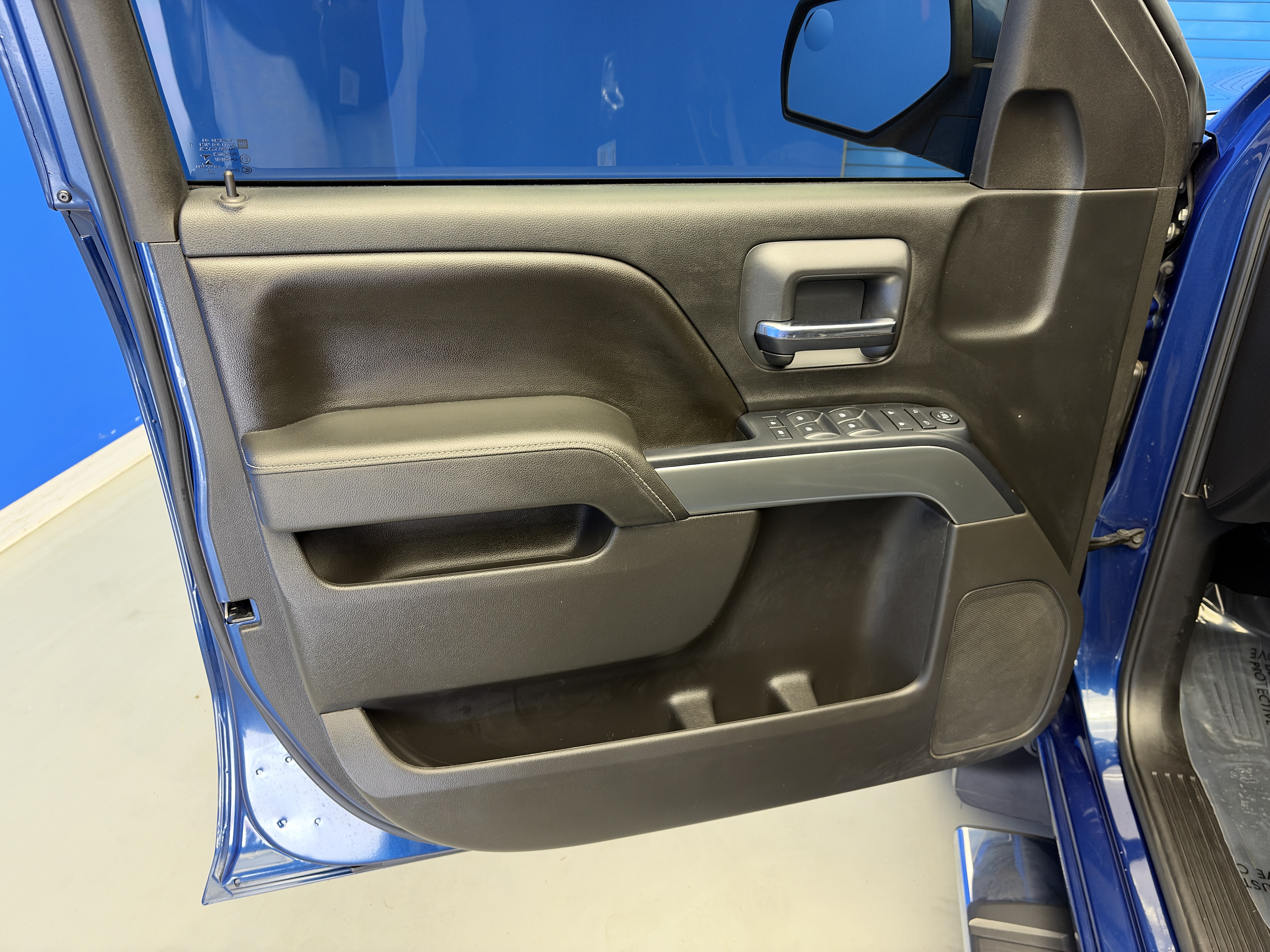 Used 2016 Chevrolet Silverado 1500 LT w/ All Star Edition AWD/4WD image 10