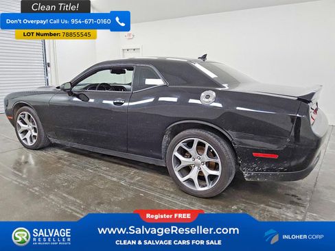 Used 2016 Dodge Challenger SXT Plus RWD image 3