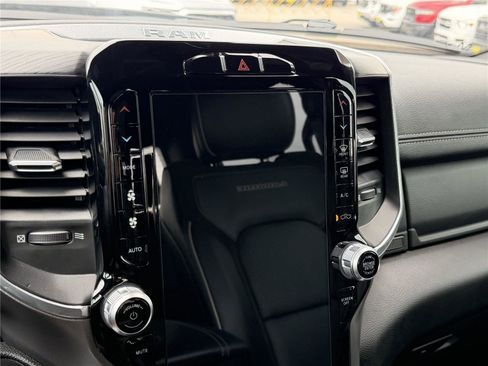 Used 2023 RAM 1500 Laramie AWD/4WD image 22