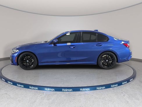 Used 2020 BMW 330i Sedan w/ M Sport Package RWD image 11