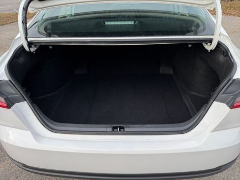 Used 2025 Toyota Camry LE image 25