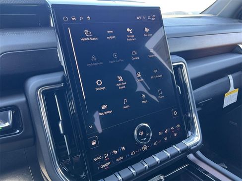 New 2026 GMC Yukon Denali image 18