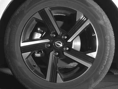 Used 2025 Nissan Sentra SV image 12