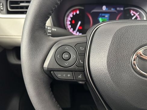 Used 2023 Toyota RAV4 XLE image 15