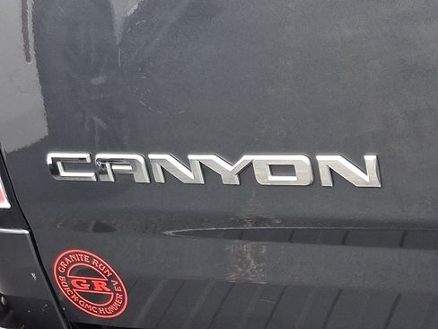 Used 2017 GMC Canyon SLE w/ SLE Convenience Package AWD/4WD image 29