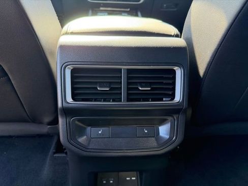 New 2026 Volkswagen Atlas Cross Sport SEL Premium R-Line AWD/4WD image 8