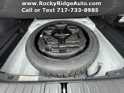 Used 2023 Genesis G70 3.3T w/ Sport Advanced Package image 31