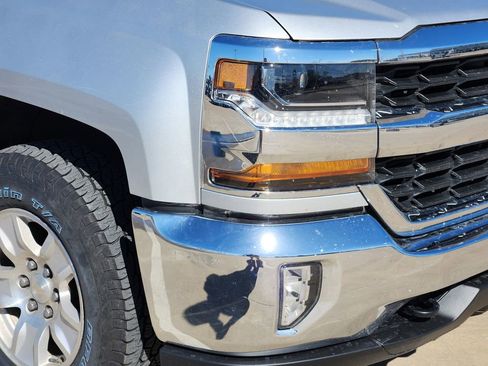 Used 2018 Chevrolet Silverado 1500 LT w/ All Star Edition image 13