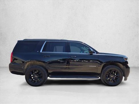 Used 2018 Chevrolet Tahoe LT w/ Luxury Package RWD image 4