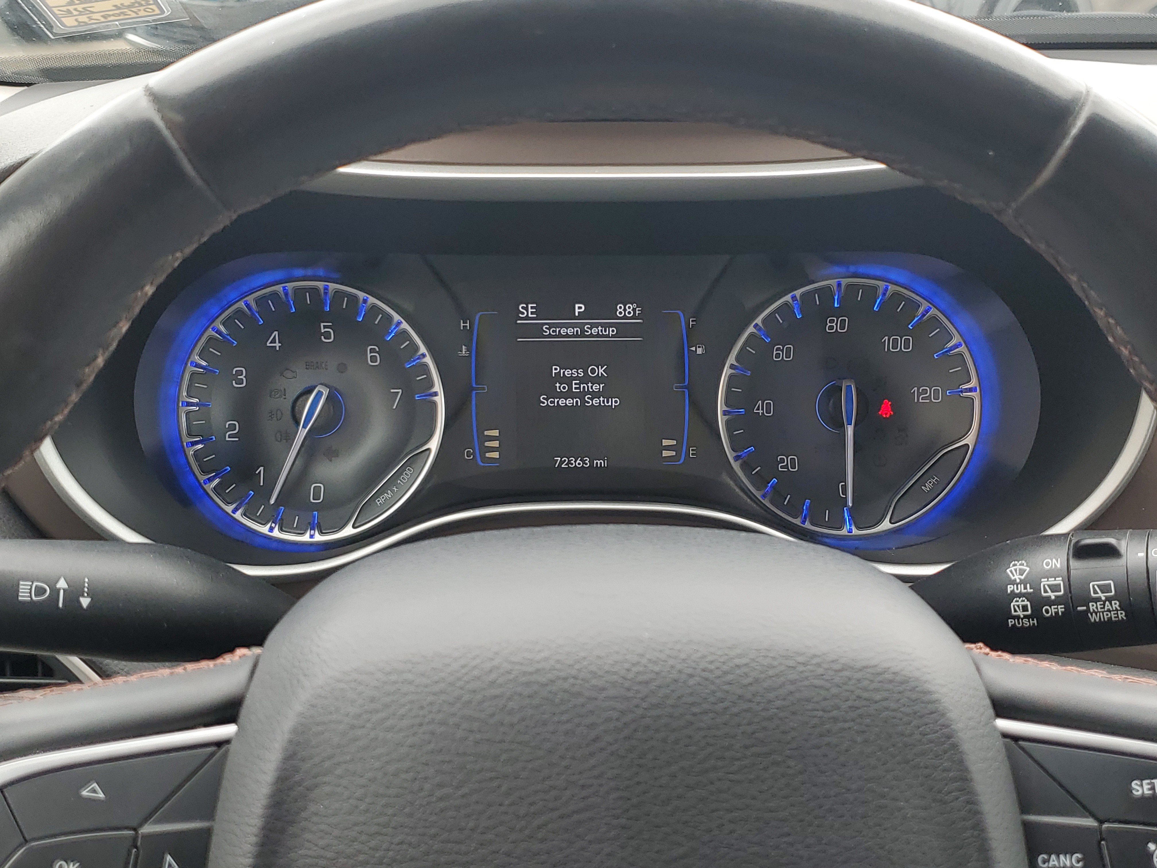 Used 2018 Chrysler Pacifica Touring-L FWD image 22
