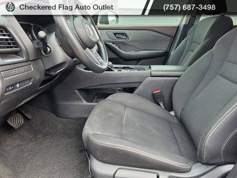 Used 2023 Nissan Rogue S FWD image 18