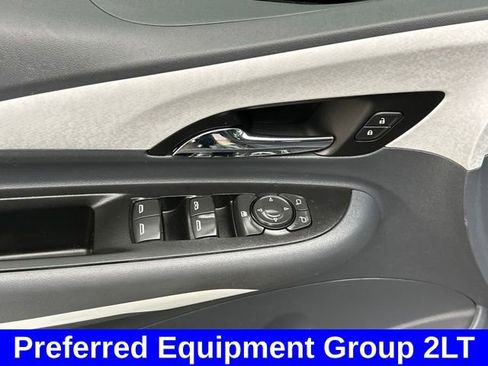Used 2020 Chevrolet Bolt LT image 12
