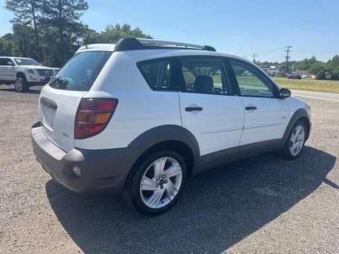 Used 2003 Pontiac Vibe w/ Power Group Value Package FWD image 11