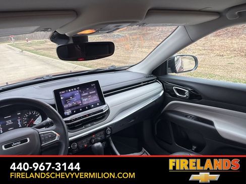 Used 2022 Jeep Compass Limited image 45