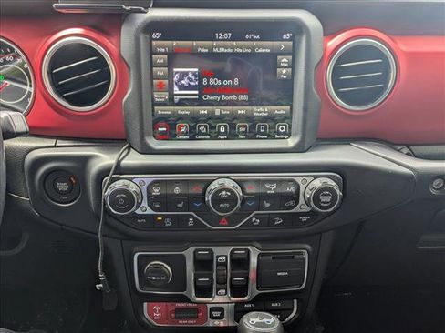 Used 2020 Jeep Wrangler Unlimited Rubicon AWD/4WD image 15