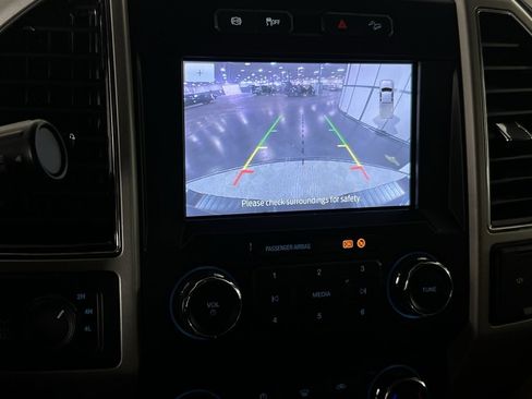 Used 2021 Ford F250 Lariat w/ Lariat Value Package image 16