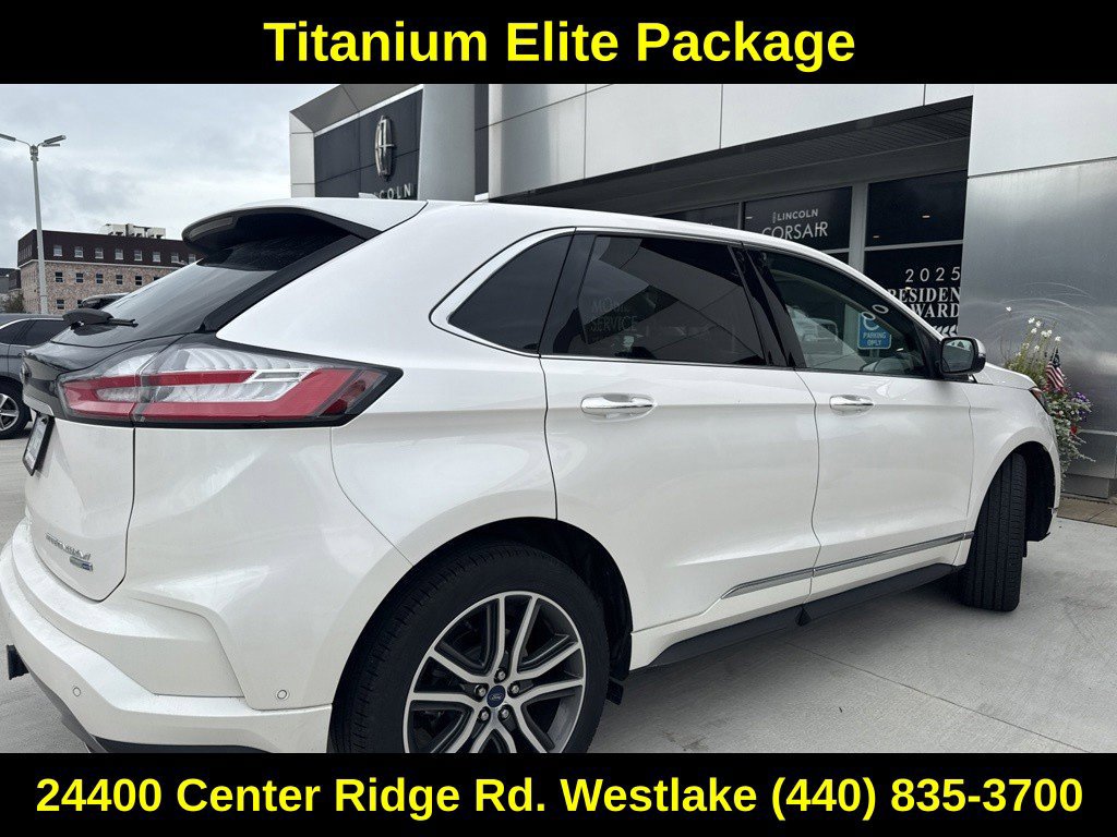 Used 2019 Ford Edge Titanium w/ Equipment Group 301A AWD/4WD image 11