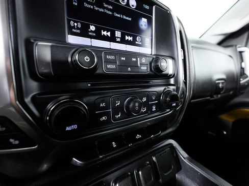 Used 2018 Chevrolet Silverado 1500 LTZ w/ Sport Package AWD/4WD image 27