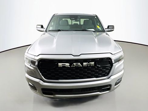 Used 2025 RAM 1500 Big Horn AWD/4WD image 2