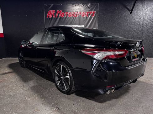 Used 2018 Toyota Camry XSE w/ Protection Package (Q2) FWD image 3