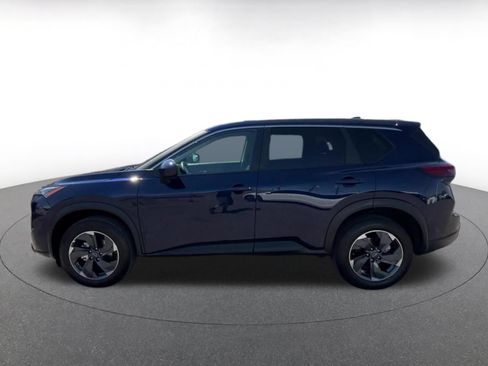 Used 2025 Nissan Rogue SV FWD image 9