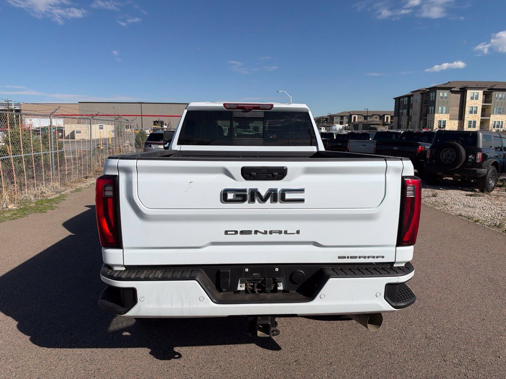 Used 2026 GMC Sierra 3500 Denali Ultimate AWD/4WD image 5