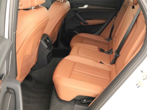 Certified 2022 Audi Q5 2.0T Premium Plus w/ Premium Plus Package image 28