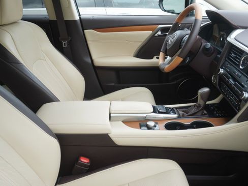 Used 2018 Lexus RX 350 FWD w/ Premium Package image 8