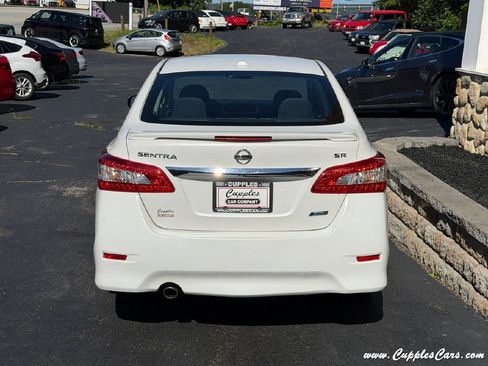 Used 2014 Nissan Sentra SR w/ SR Driver Package FWD image 8