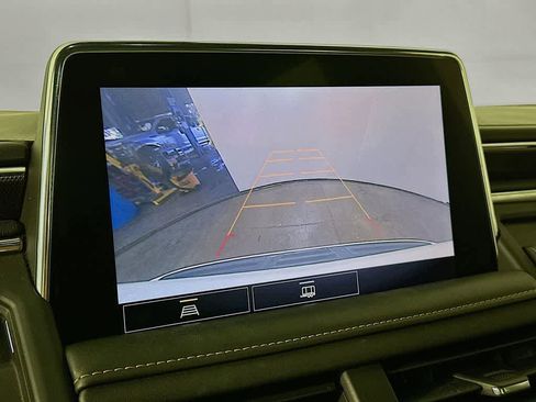 Used 2021 GMC Yukon AT4 image 28