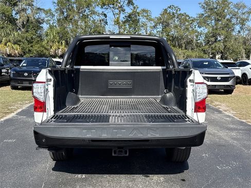 Certified 2024 Nissan Titan SV w/ SV Bronze Edition Package image 21