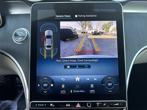 Used 2024 Mercedes-Benz C 300 Sedan image 25