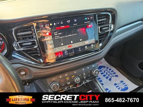Used 2023 Dodge Durango R/T AWD/4WD image 18