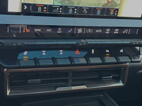 New 2025 GMC Hummer EV 3X w/ Battery Pack, 24 Module Pack image 18