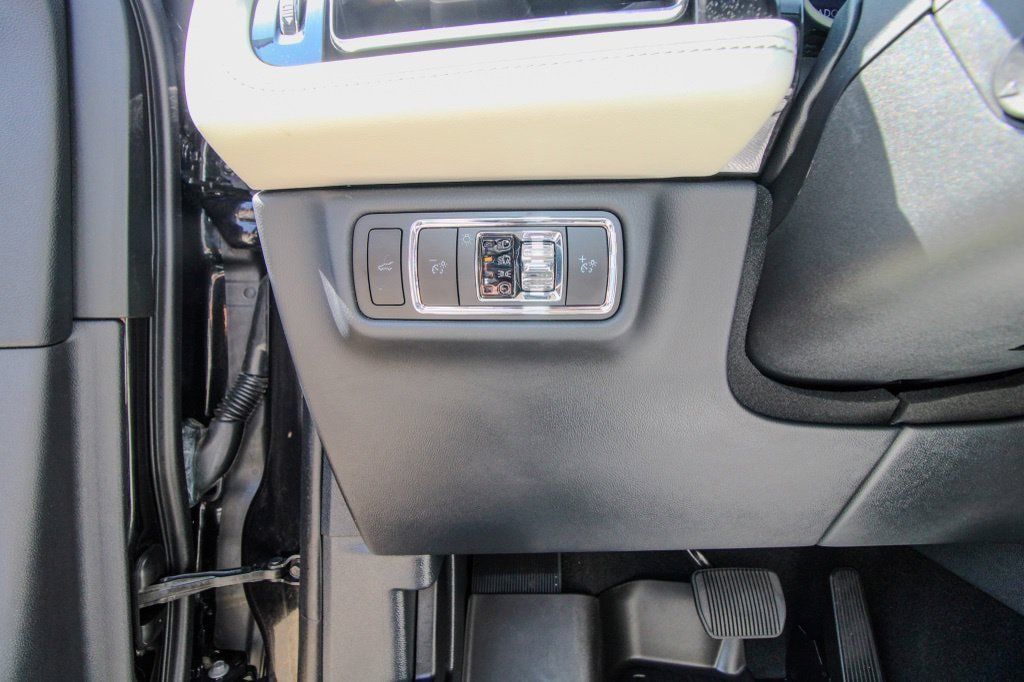 Used 2025 Lincoln Aviator Reserve w/ Equipment Group 201A AWD/4WD image 20