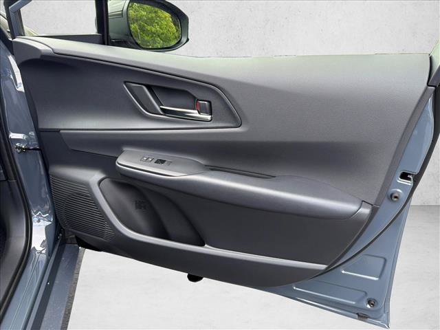 New 2027 Toyota Prius Plug-In Hybrid FWD image 14