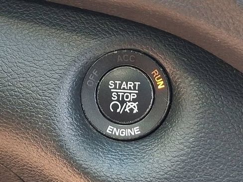 Used 2016 Jeep Cherokee Limited AWD/4WD image 17