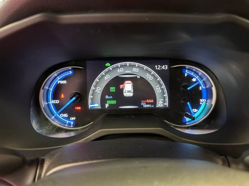 Certified 2024 Toyota RAV4 SE w/ Weather & Moonroof Package image 19