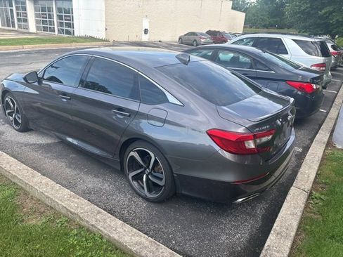 Used 2019 Honda Accord Sport image 3
