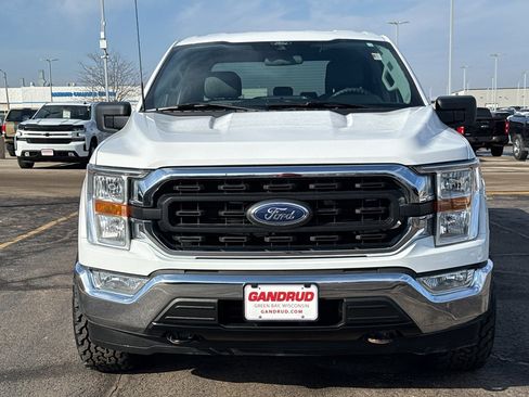 Used 2021 Ford F150 XLT image 3