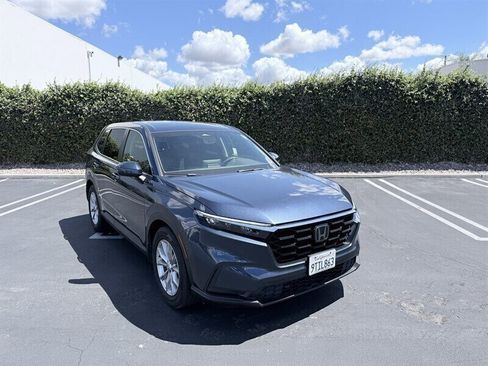 Used 2023 Honda CR-V EX image 2