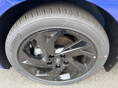 New 2026 Hyundai Elantra Sport image 11