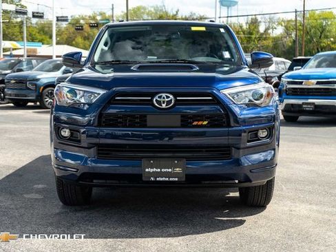 Used 2023 Toyota 4Runner TRD Sport image 2