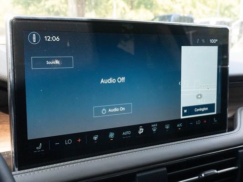 Used 2025 Lincoln Corsair Reserve FWD image 27
