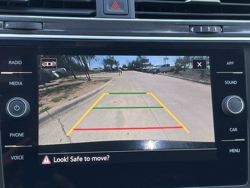 Used 2024 Volkswagen Tiguan Wolfsburg Edition image 19