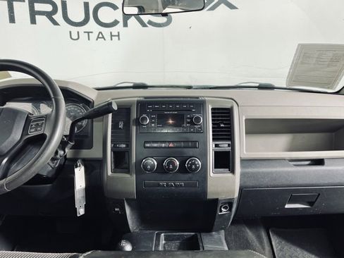 Used 2012 RAM 3500 ST w/ Chrome Appearance Group image 24