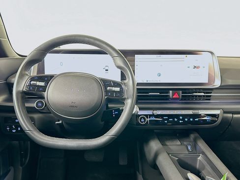 Used 2024 Hyundai Ioniq 6 SEL image 18