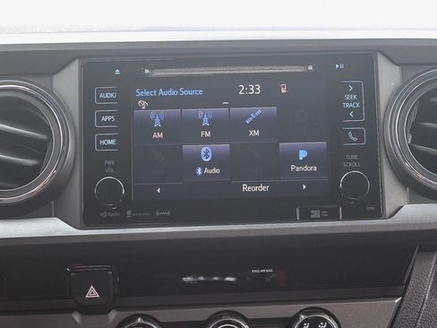 Used 2018 Toyota Tacoma TRD Off-Road RWD image 15